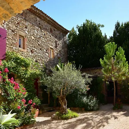 فندق مبيت وإفطار On Dirait Le Sud Chambres D'hotes Dans Village Proche Ales En Cevennes